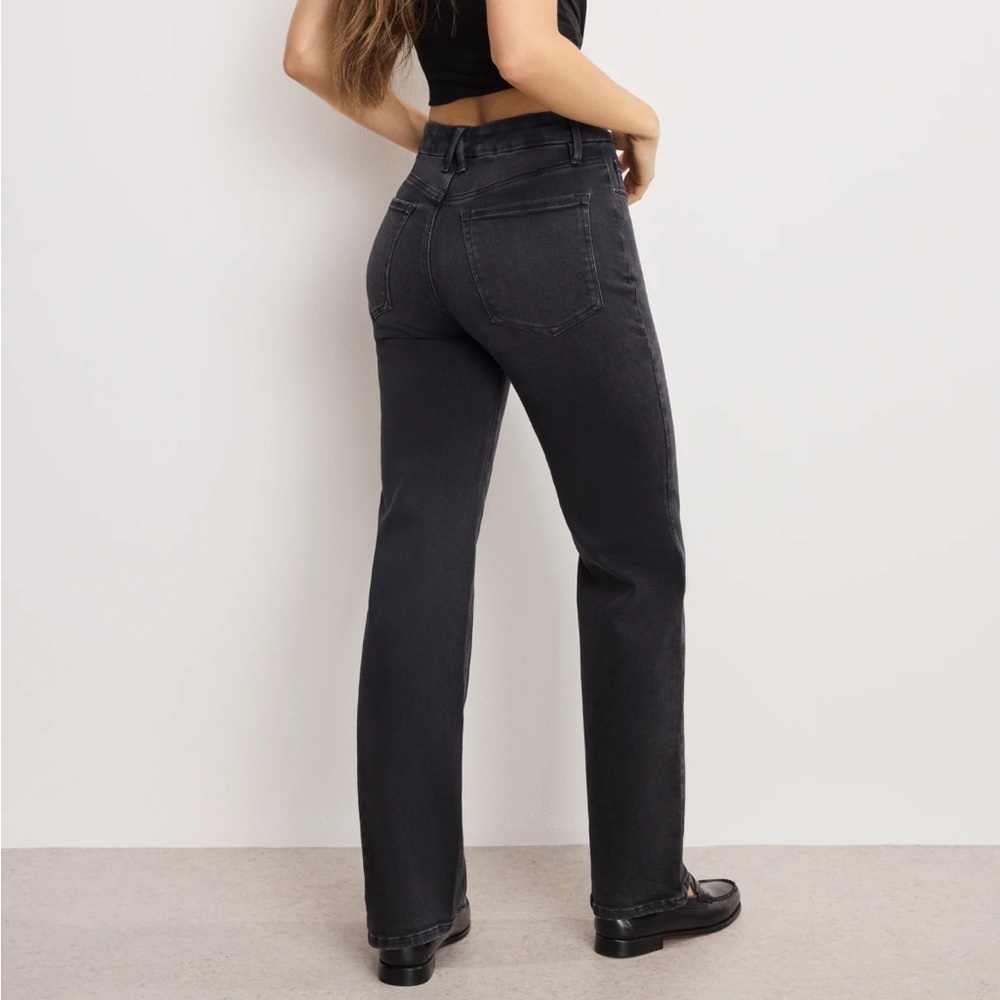 Good American Soft Tech Black Straight Leg Jeans